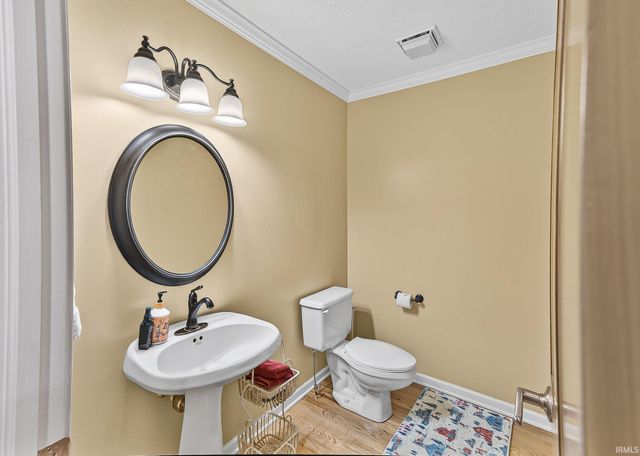 15209 Valentia Drive, Granger, IN 46530