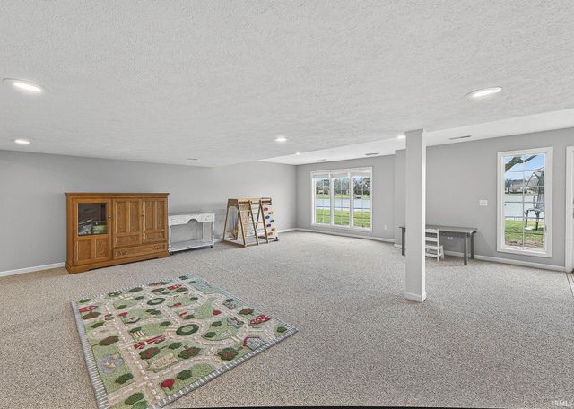 15209 Valentia Drive, Granger, IN 46530