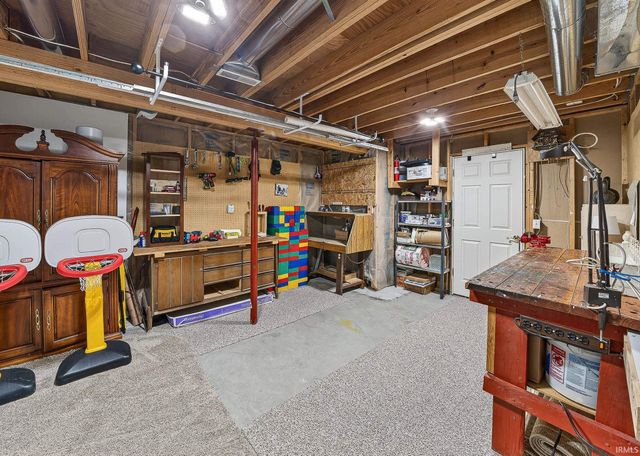 15209 Valentia Drive, Granger, IN 46530