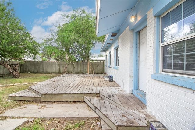 302 Wray Lane, Corpus Christi, TX 78412