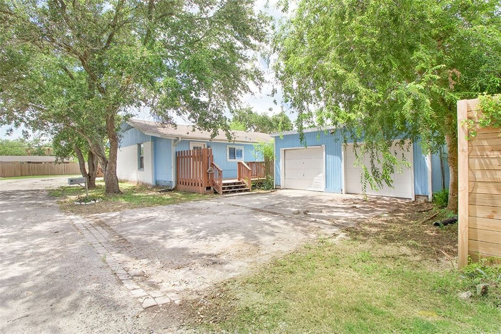 302 Wray Lane, Corpus Christi, TX 78412