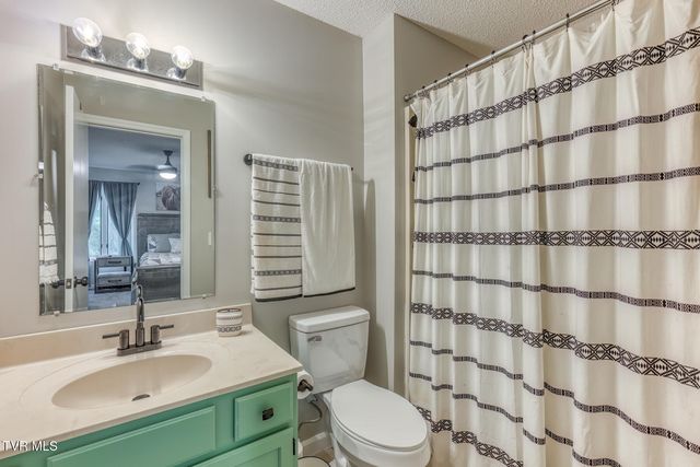 2509 East Lakeview Drive Apt 8, Johnson City, TN 37601