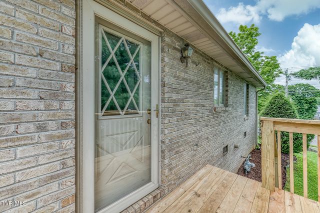 2509 East Lakeview Drive Apt 8, Johnson City, TN 37601