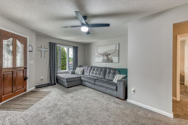 2509 East Lakeview Drive Apt 8, Johnson City, TN 37601