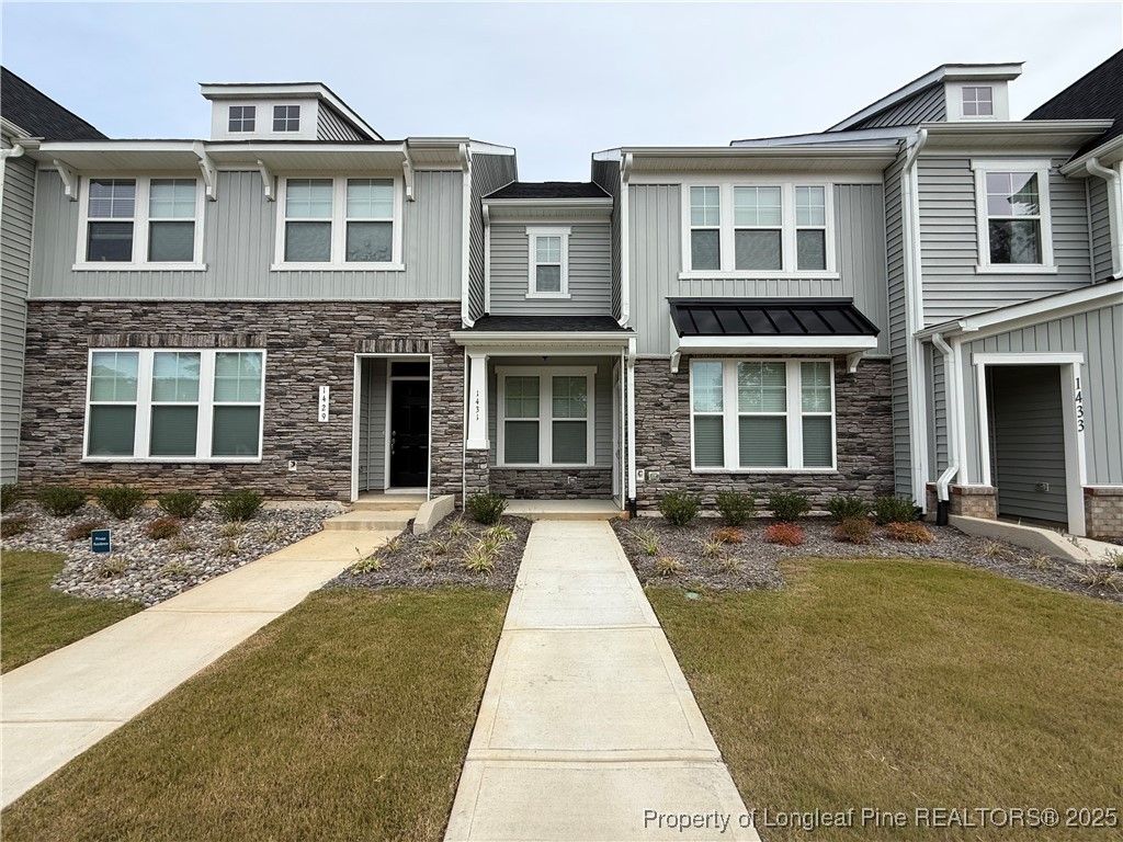 1431 Goldsboro Avenue, Sanford, NC 27330