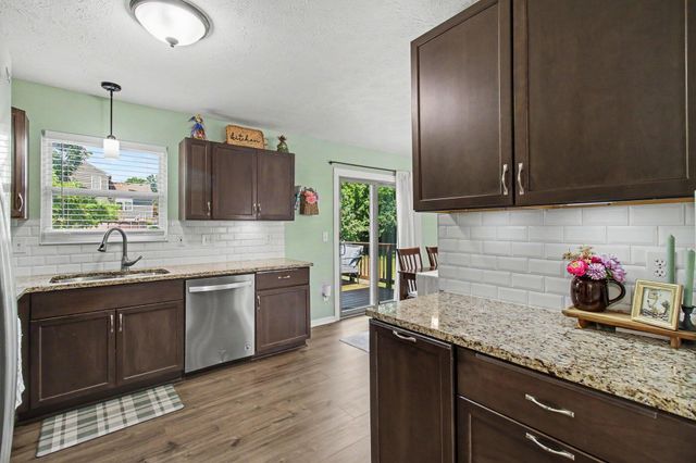 3392 Senate Place, Hebron, KY 41048