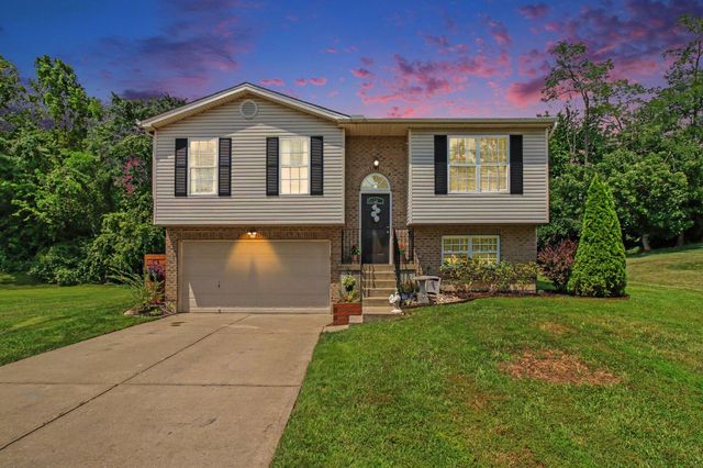3392 Senate Place, Hebron, KY 41048