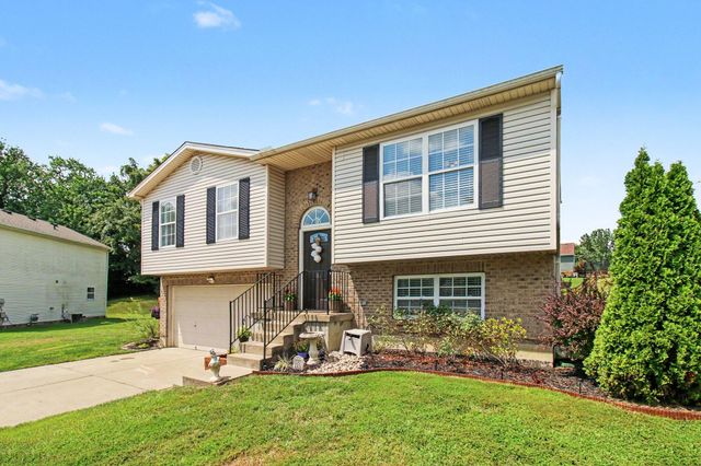3392 Senate Place, Hebron, KY 41048
