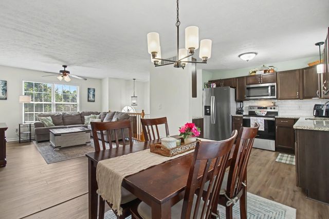 3392 Senate Place, Hebron, KY 41048