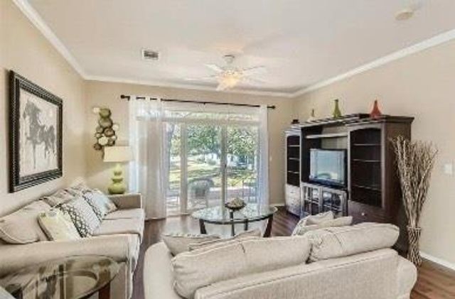 340 PORTSMOUTH DR, Georgetown, TX 78633