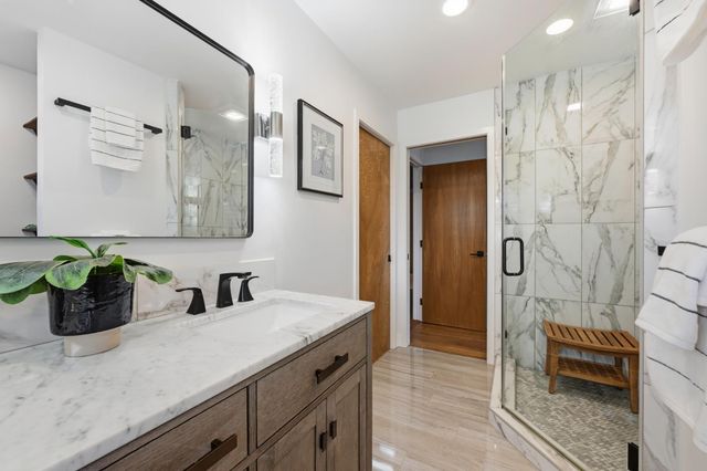 6699 Oak Hill Dr, Granite Bay, CA 95746