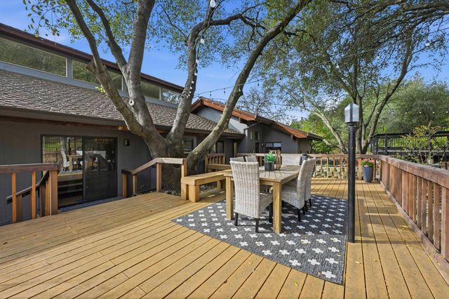 6699 Oak Hill Dr, Granite Bay, CA 95746