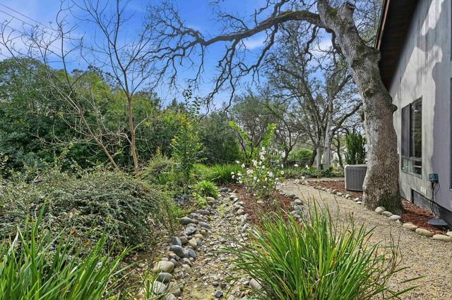 6699 Oak Hill Dr, Granite Bay, CA 95746