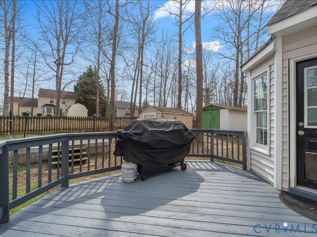 7907 Waterman Ln, Chesterfield, VA 23832