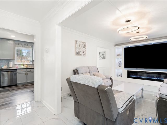 7907 Waterman Ln, Chesterfield, VA 23832