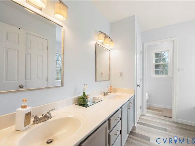 7907 Waterman Ln, Chesterfield, VA 23832