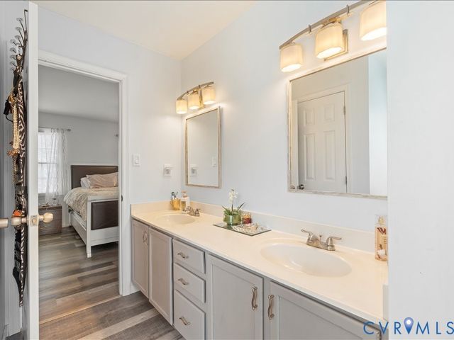 7907 Waterman Ln, Chesterfield, VA 23832