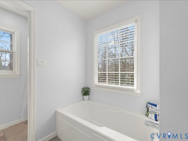 7907 Waterman Ln, Chesterfield, VA 23832