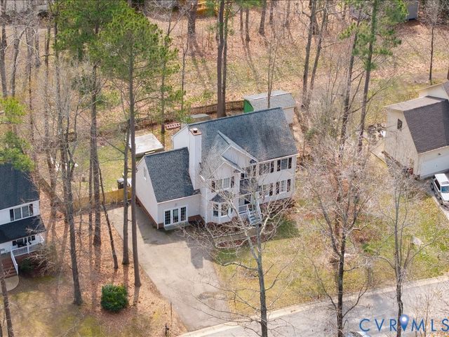 7907 Waterman Ln, Chesterfield, VA 23832