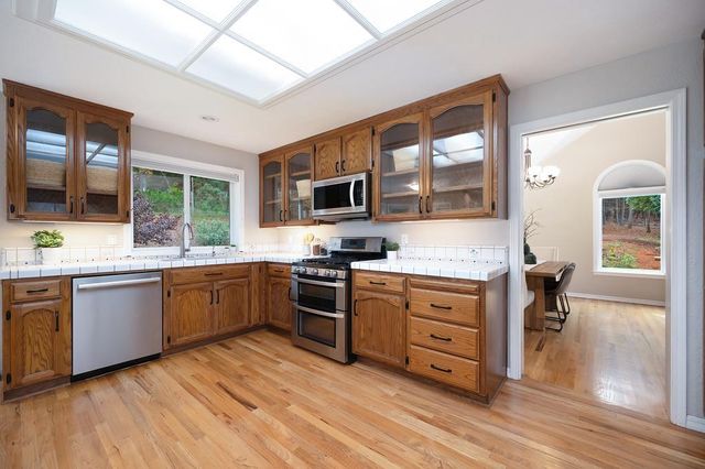 20094 Spring Garden Rd, Foresthill, CA 95631