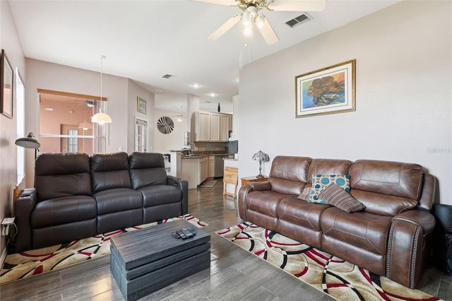 204 GOLF COURSE PARKWAY, Davenport, FL 33837