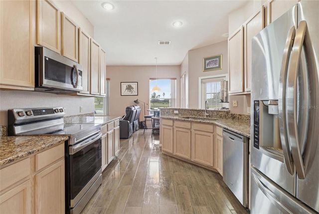 204 GOLF COURSE PARKWAY, Davenport, FL 33837