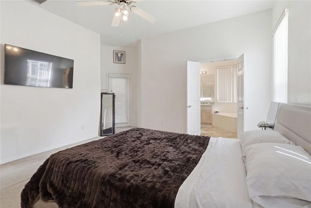 204 GOLF COURSE PARKWAY, Davenport, FL 33837