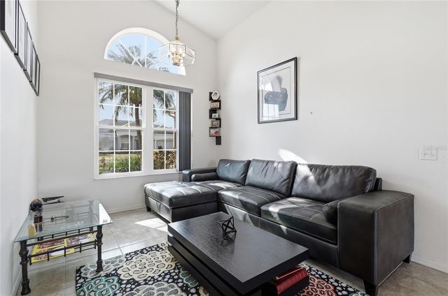 204 GOLF COURSE PARKWAY, Davenport, FL 33837