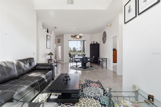 204 GOLF COURSE PARKWAY, Davenport, FL 33837