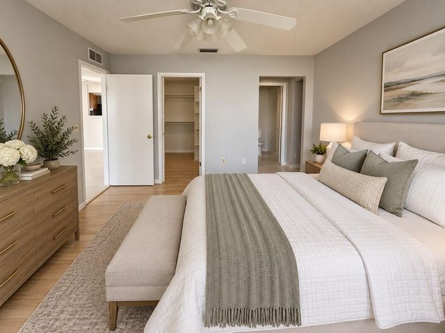 2900 GROVEWOOD BOULEVARD E C, Palm Harbor, FL 34683