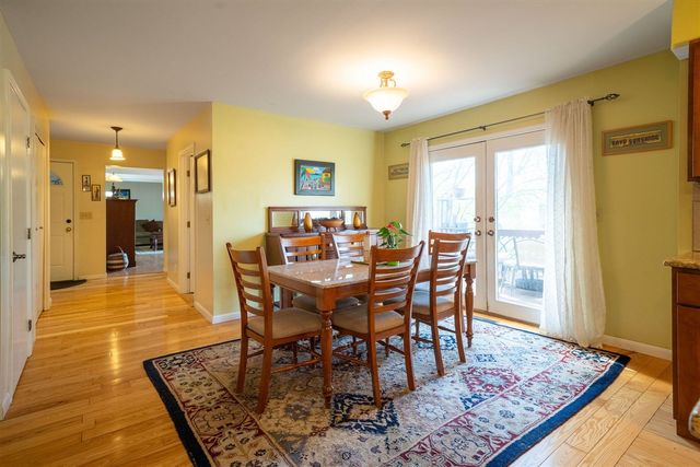 2551 Riveredge Drive, Grand Rapids, MI 49546