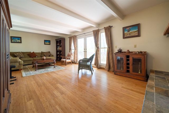 2551 Riveredge Drive, Grand Rapids, MI 49546