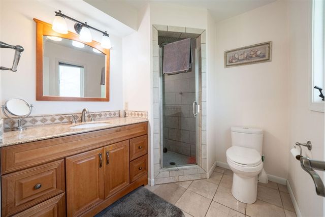 2551 Riveredge Drive, Grand Rapids, MI 49546