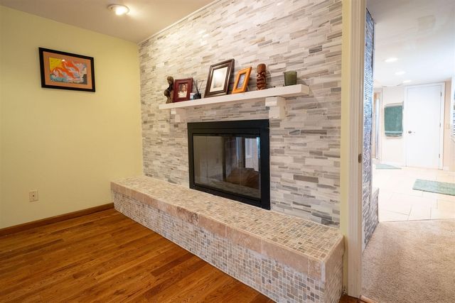 2551 Riveredge Drive, Grand Rapids, MI 49546