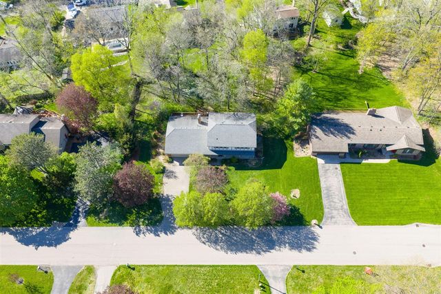 2551 Riveredge Drive, Grand Rapids, MI 49546
