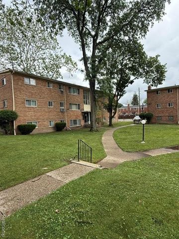 17274 Bentler Street 45, Detroit, MI 48219