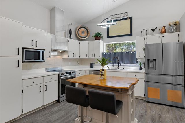 1761 E CLEVELAND STREET, Hernando, FL 34442