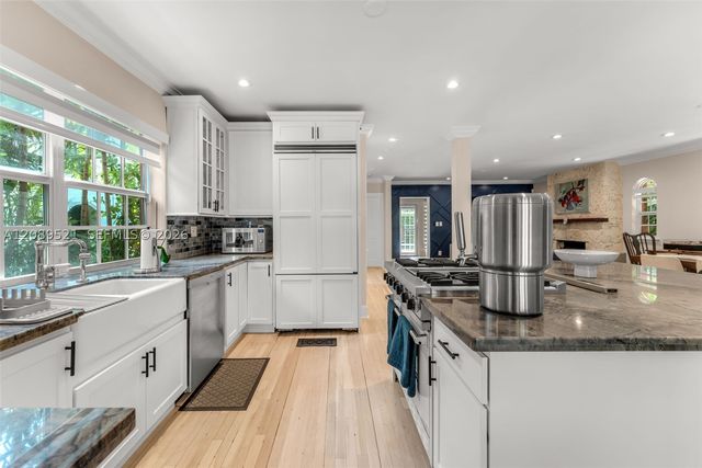 629 Altara Ave, Coral Gables, FL 33146