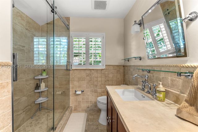 629 Altara Ave, Coral Gables, FL 33146
