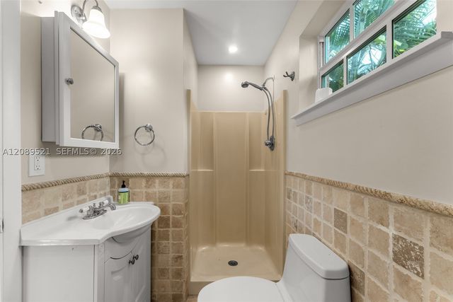 629 Altara Ave, Coral Gables, FL 33146
