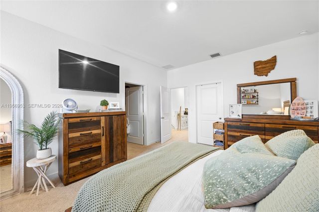 369 NW 8th Court, Pompano Beach, FL 33060