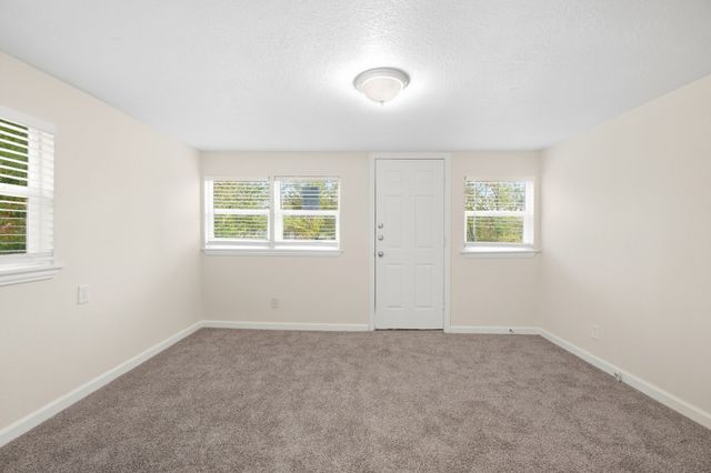 5728 Kilpatrick Avenue, Fort Worth, TX 76107