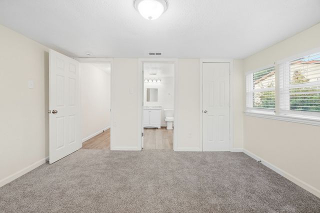 5728 Kilpatrick Avenue, Fort Worth, TX 76107