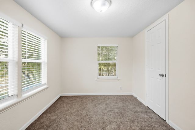 5728 Kilpatrick Avenue, Fort Worth, TX 76107