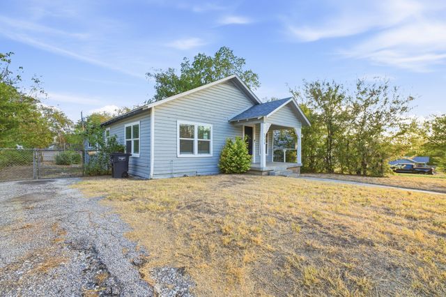 5728 Kilpatrick Avenue, Fort Worth, TX 76107