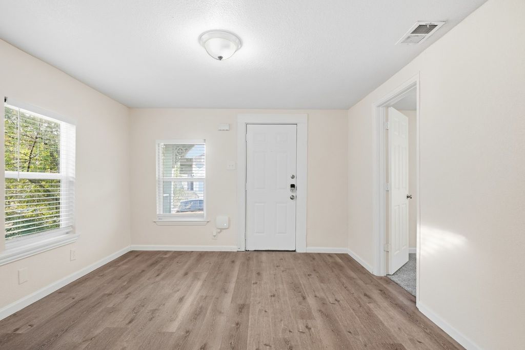 5728 Kilpatrick Avenue, Fort Worth, TX 76107 — photo 5