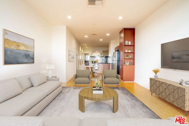 3810 Wilshire Boulevard 1209, Los Angeles, CA 90010