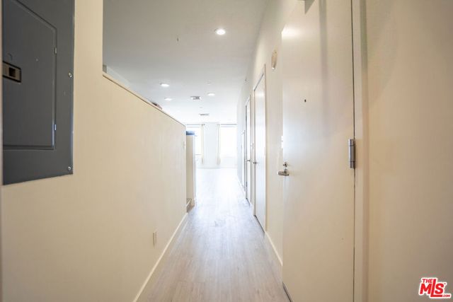 3810 Wilshire Boulevard 1209, Los Angeles, CA 90010