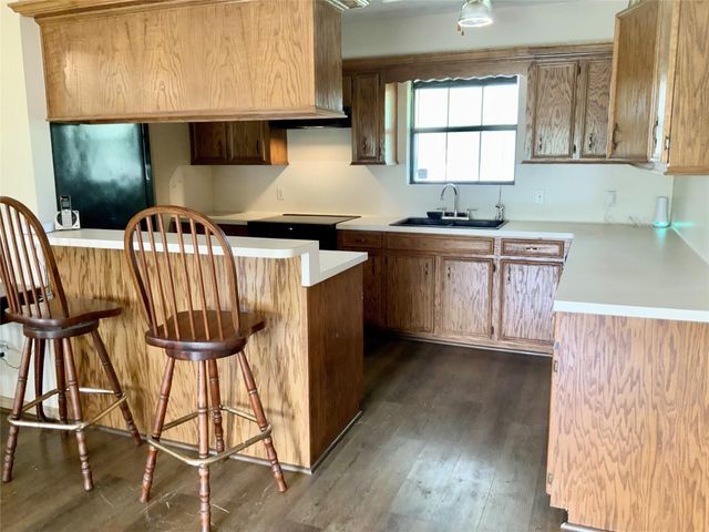 579 County Road 145, Liberty, TX 77575