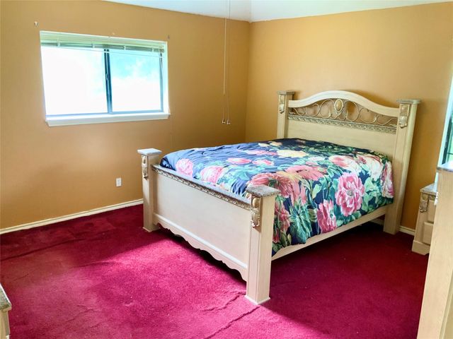 579 County Road 145, Liberty, TX 77575